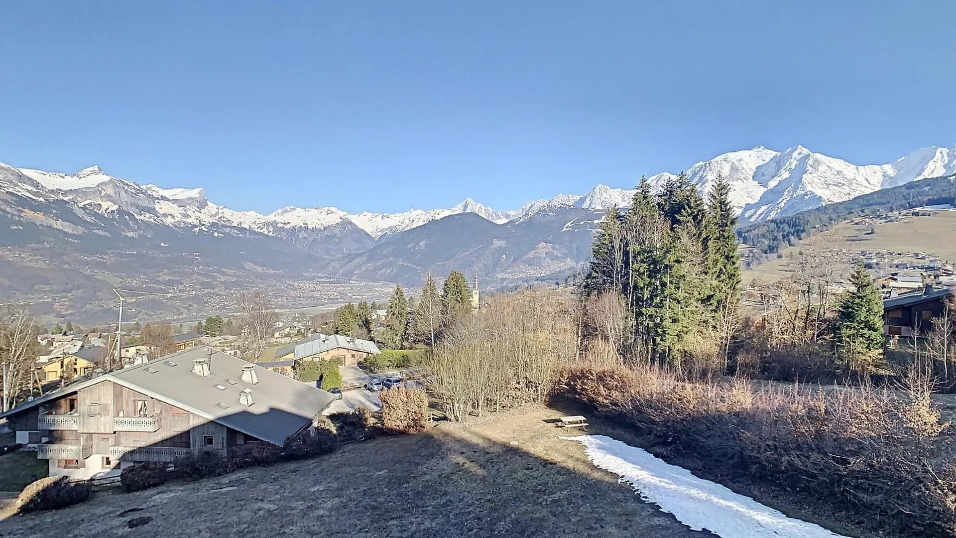Duplex 3 Pieces Au Coeur De Combloux, Proche Navette Ski, Balcon Mont Blanc, Parking Et Casier A Skis - Fr-1-560-120