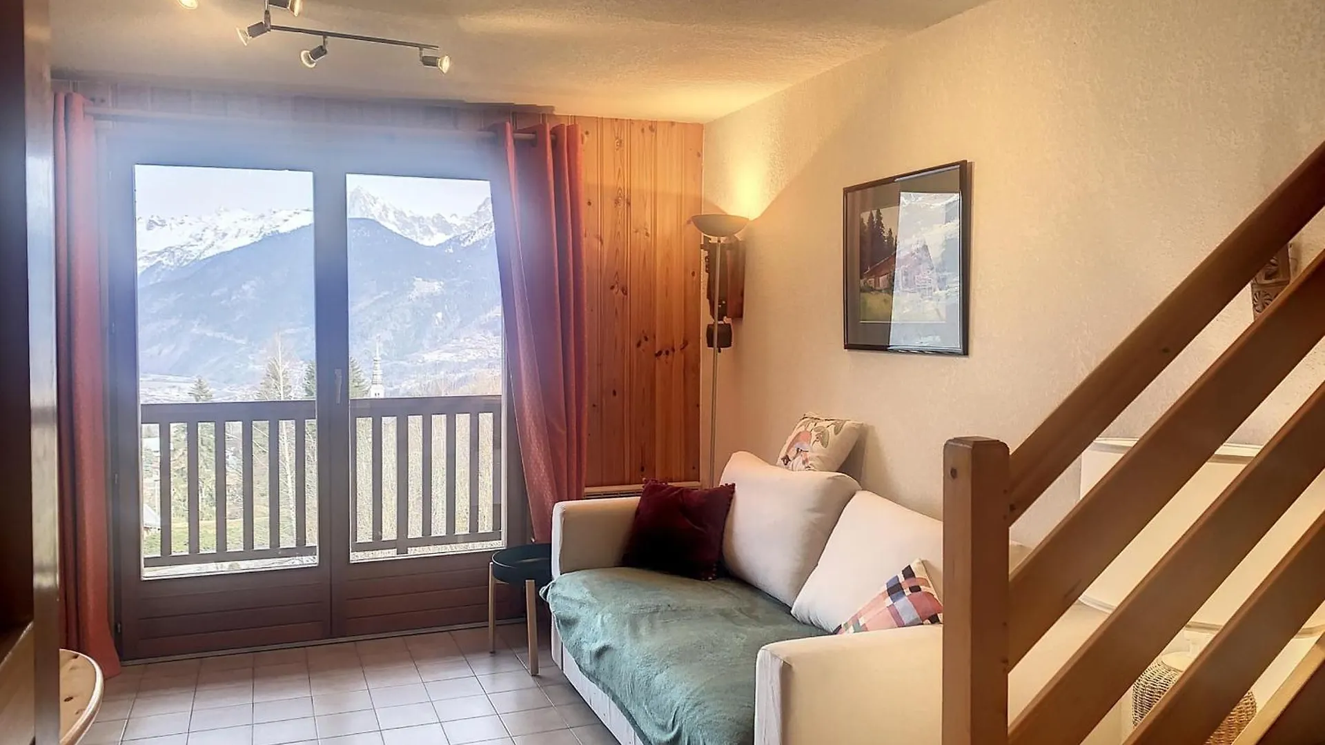 Apartment Duplex 3 Pieces Au Coeur De Combloux, Proche Navette Ski, Balcon Mont Blanc, Parking Et Casier A Skis - Fr-1-560-120